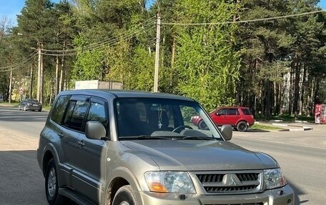 Mitsubishi Pajero III рестайлинг, 2003 год, 350 000 рублей, 3 фотография