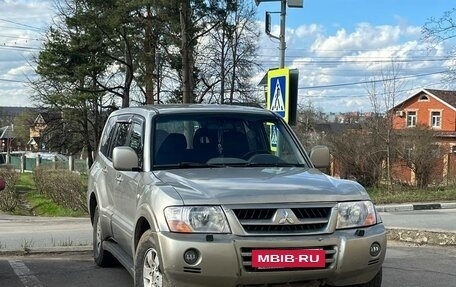 Mitsubishi Pajero III рестайлинг, 2003 год, 350 000 рублей, 2 фотография
