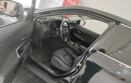 Toyota Harrier, 2021 год, 2 800 000 рублей, 3 фотография