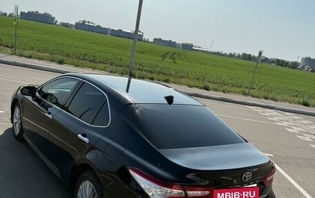 Toyota Camry, 2018 год, 2 350 000 рублей, 4 фотография
