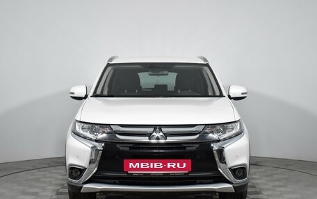 Mitsubishi Outlander III рестайлинг 3, 2018 год, 2 150 000 рублей, 2 фотография