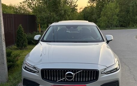 Volvo S60 III, 2018 год, 3 050 000 рублей, 2 фотография