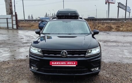 Volkswagen Tiguan II, 2017 год, 2 300 000 рублей, 2 фотография