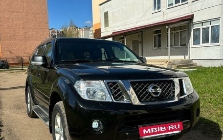 Nissan Pathfinder, 2013 год, 2 000 000 рублей, 2 фотография