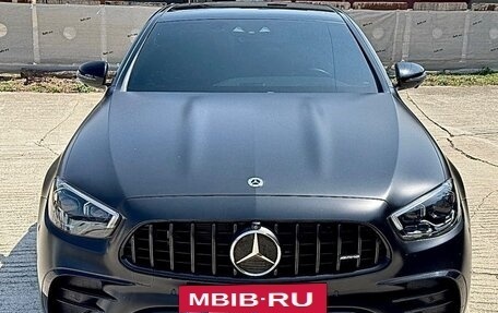 Mercedes-Benz E-Класс AMG, 2022 год, 6 587 080 рублей, 3 фотография