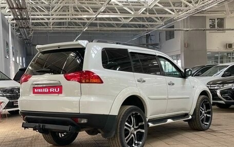 Mitsubishi Pajero Sport II рестайлинг, 2012 год, 1 550 000 рублей, 5 фотография