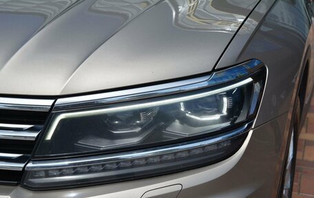 Volkswagen Tiguan II, 2018 год, 2 080 000 рублей, 9 фотография