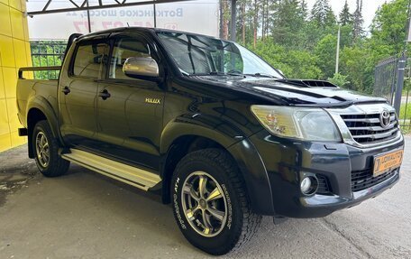 Toyota Hilux VII, 2014 год, 1 849 000 рублей, 2 фотография
