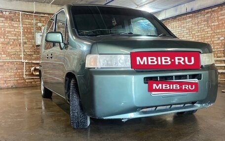 Honda Mobilio Spike I рестайлинг, 2002 год, 375 000 рублей, 2 фотография