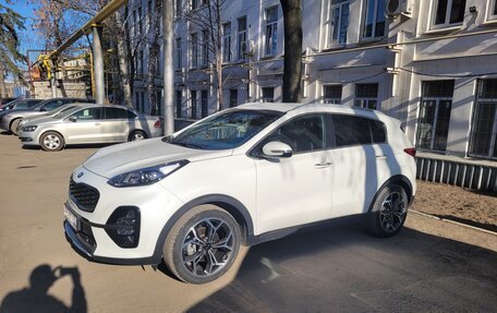 KIA Sportage IV рестайлинг, 2018 год, 2 700 000 рублей, 2 фотография