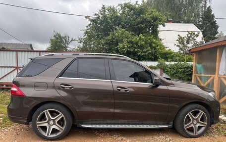 Mercedes-Benz M-Класс, 2012 год, 2 500 000 рублей, 2 фотография