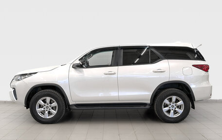 Toyota Fortuner II, 2019 год, 3 350 000 рублей, 8 фотография