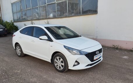 Hyundai Solaris II рестайлинг, 2020 год, 1 100 000 рублей, 2 фотография