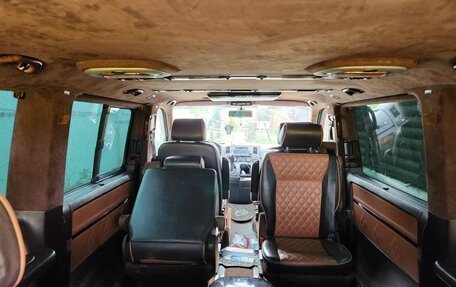 Volkswagen Multivan T5, 2013 год, 2 790 000 рублей, 3 фотография
