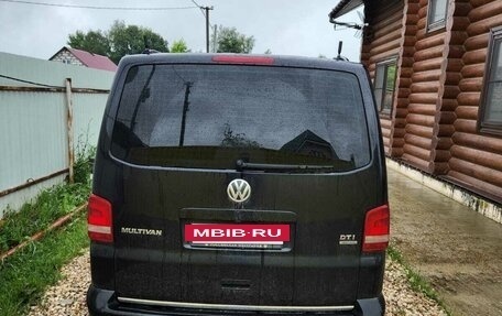 Volkswagen Multivan T5, 2013 год, 2 790 000 рублей, 2 фотография