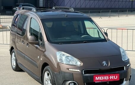 Peugeot Partner II рестайлинг 2, 2012 год, 1 077 000 рублей, 4 фотография