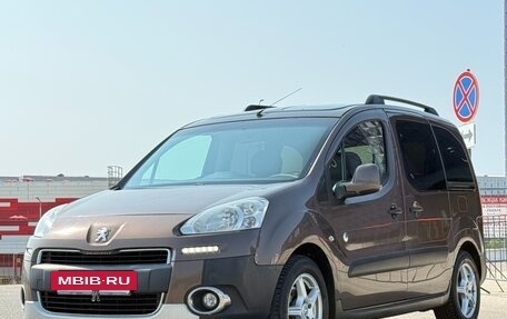 Peugeot Partner II рестайлинг 2, 2012 год, 1 077 000 рублей, 8 фотография
