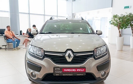 Renault Sandero II рестайлинг, 2017 год, 900 000 рублей, 2 фотография