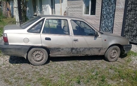 Daewoo Nexia I рестайлинг, 1998 год, 78 000 рублей, 2 фотография