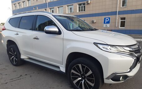 Mitsubishi Pajero Sport III рестайлинг, 2019 год, 3 600 000 рублей, 5 фотография