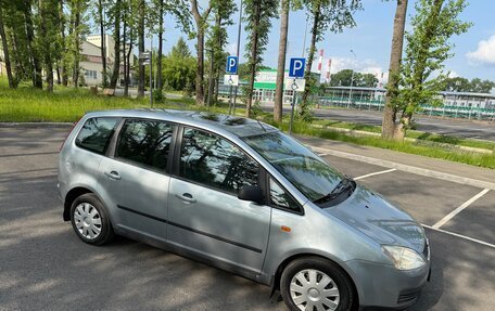 Ford Focus IV, 2003 год, 585 000 рублей, 3 фотография