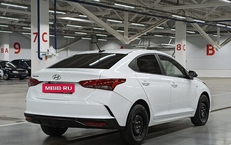 Hyundai Solaris II рестайлинг, 2021 год, 1 556 000 рублей, 5 фотография