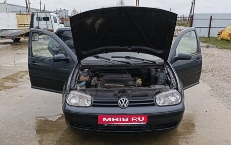 Volkswagen Golf IV, 2000 год, 315 000 рублей, 2 фотография