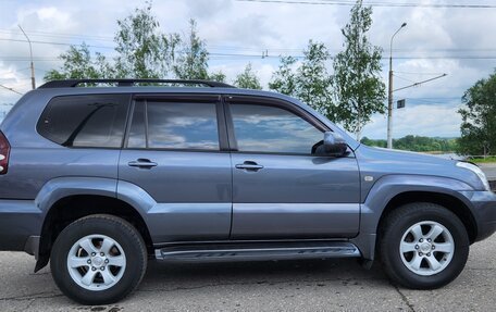 Toyota Land Cruiser Prado 120 рестайлинг, 2006 год, 1 949 000 рублей, 2 фотография