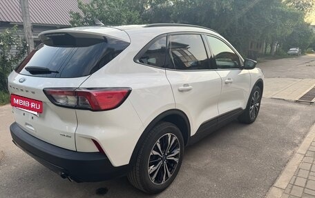 Ford Escape, 2022 год, 2 150 000 рублей, 4 фотография