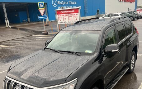 Toyota Land Cruiser Prado 150 рестайлинг 2, 2018 год, 5 050 000 рублей, 2 фотография
