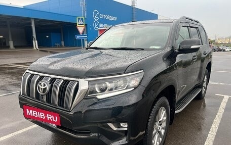 Toyota Land Cruiser Prado 150 рестайлинг 2, 2018 год, 5 050 000 рублей, 3 фотография