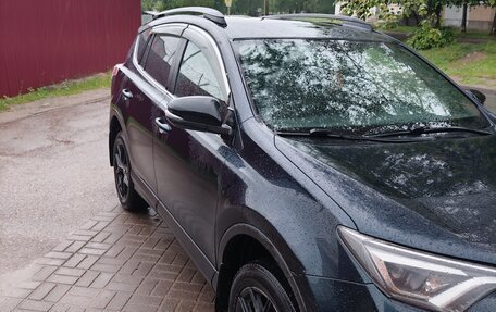Toyota RAV4, 2019 год, 2 300 000 рублей, 5 фотография