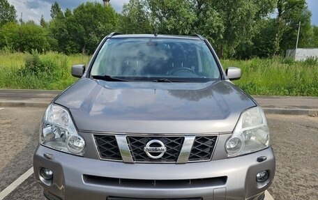 Nissan X-Trail, 2010 год, 900 000 рублей, 2 фотография