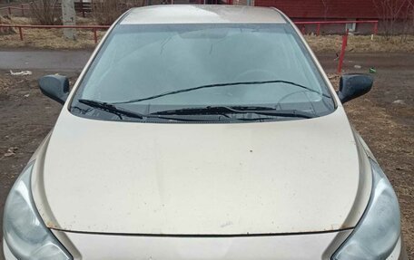 Hyundai Solaris II рестайлинг, 2011 год, 515 000 рублей, 2 фотография