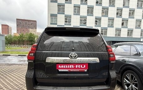 Toyota Land Cruiser Prado 150 рестайлинг 2, 2018 год, 4 500 000 рублей, 5 фотография