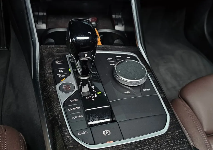 BMW 3 серия G20, 2022 год, 4 250 000 рублей, 9 фотография