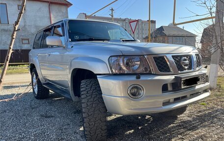 Nissan Patrol, 2005 год, 2 700 000 рублей, 2 фотография