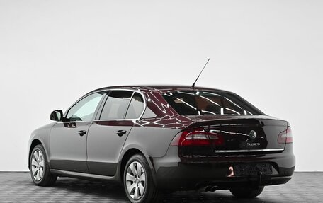 Skoda Superb III рестайлинг, 2009 год, 825 000 рублей, 3 фотография