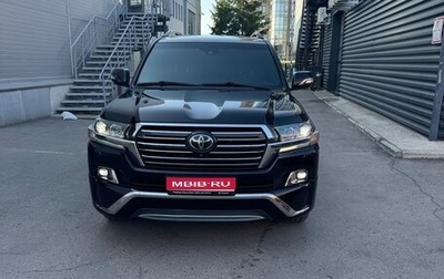 Toyota Land Cruiser 200, 2017 год, 5 800 000 рублей, 1 фотография
