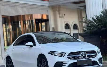 Mercedes-Benz A-Класс, 2021 год, 1 640 000 рублей, 3 фотография