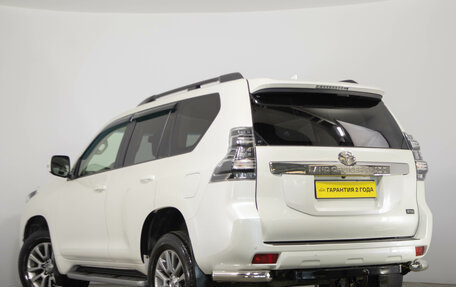 Toyota Land Cruiser Prado 150 рестайлинг 2, 2017 год, 3 899 000 рублей, 3 фотография