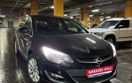 Opel Astra J, 2013 год, 880 000 рублей, 7 фотография