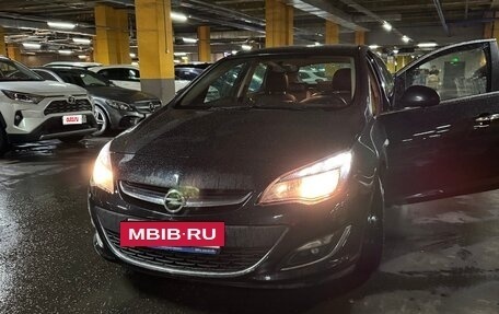 Opel Astra J, 2013 год, 880 000 рублей, 6 фотография