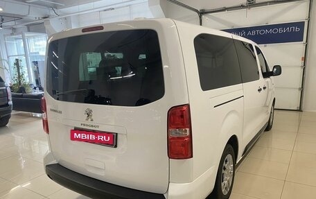 Peugeot Traveller I, 2021 год, 2 799 000 рублей, 4 фотография