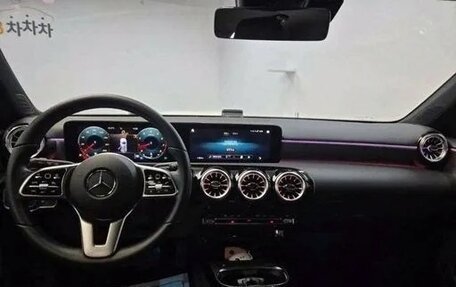 Mercedes-Benz A-Класс, 2022 год, 2 179 000 рублей, 5 фотография