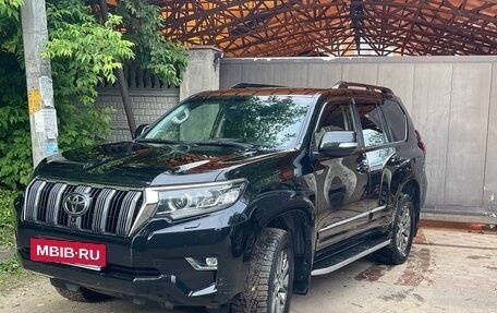Toyota Land Cruiser Prado 150 рестайлинг 2, 2018 год, 5 500 000 рублей, 2 фотография