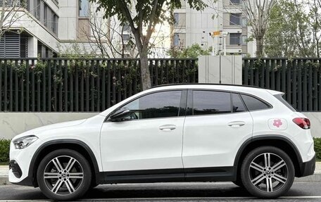 Mercedes-Benz GLA, 2022 год, 2 379 000 рублей, 3 фотография