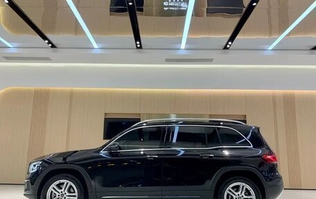 Mercedes-Benz GLB, 2022 год, 2 679 000 рублей, 3 фотография