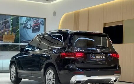 Mercedes-Benz GLB, 2022 год, 2 679 000 рублей, 4 фотография