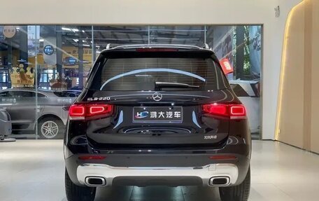 Mercedes-Benz GLB, 2022 год, 2 679 000 рублей, 5 фотография